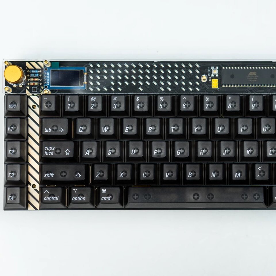 Lele76Y2K ベアボードメカニカルキーボードキットホッ - Esports Gaming Industry のレビューと価格